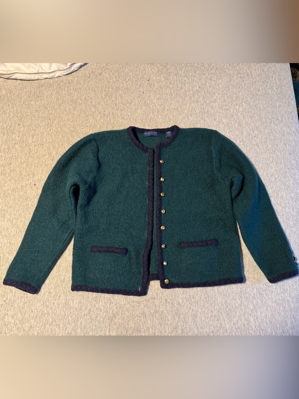 VTG Karen Scott Pure 100% Wool Green and Navy Button Up Sweater Size M